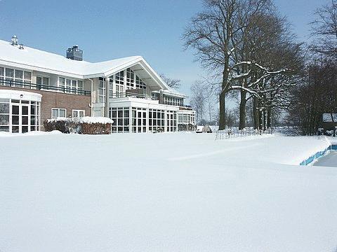 Landhotel De Ijsvogel Sint Nicolaasga Bagian luar foto